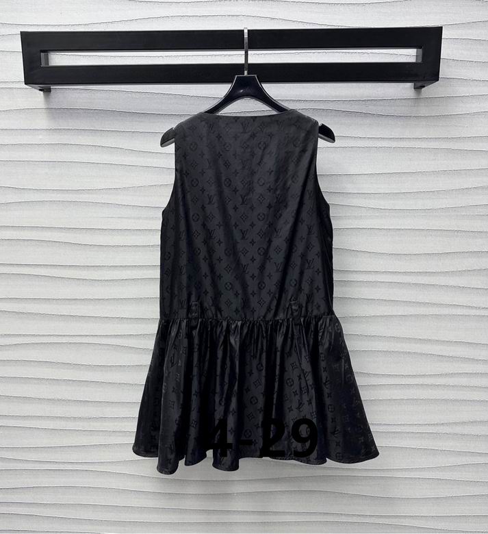 LV S-XL  (46)